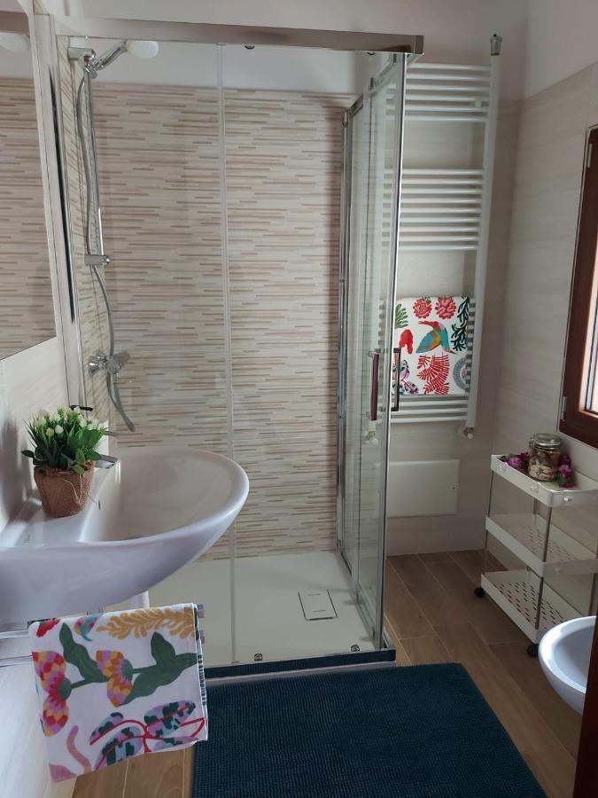 Bnbook Casa Dei Peschi - Lago Di Monate Cadrezzate Zewnętrze zdjęcie